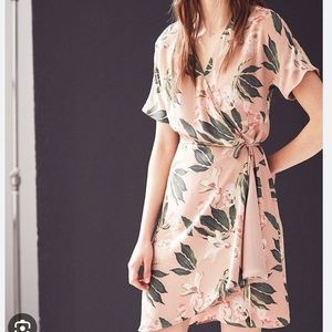 Babaton Wallace wrap dress size M perfect condition